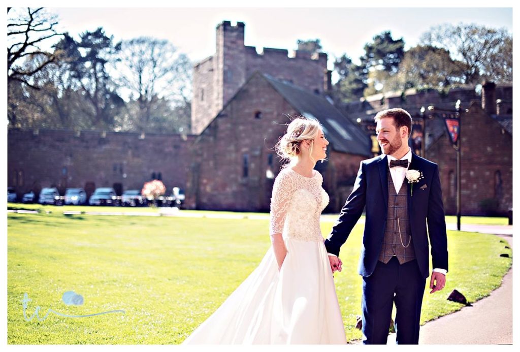 Cheshire+Wedding+Photographer+-+Peckforton+Castle+Wedding+Photographer+-+Wedding+Photography+Peckforton+Castle